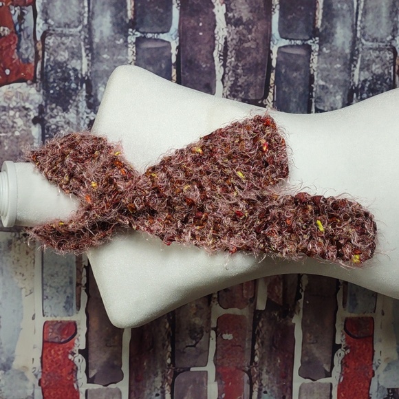 Artisan Crafted Eyelash Fringe Scarf - Picture 2 of 3